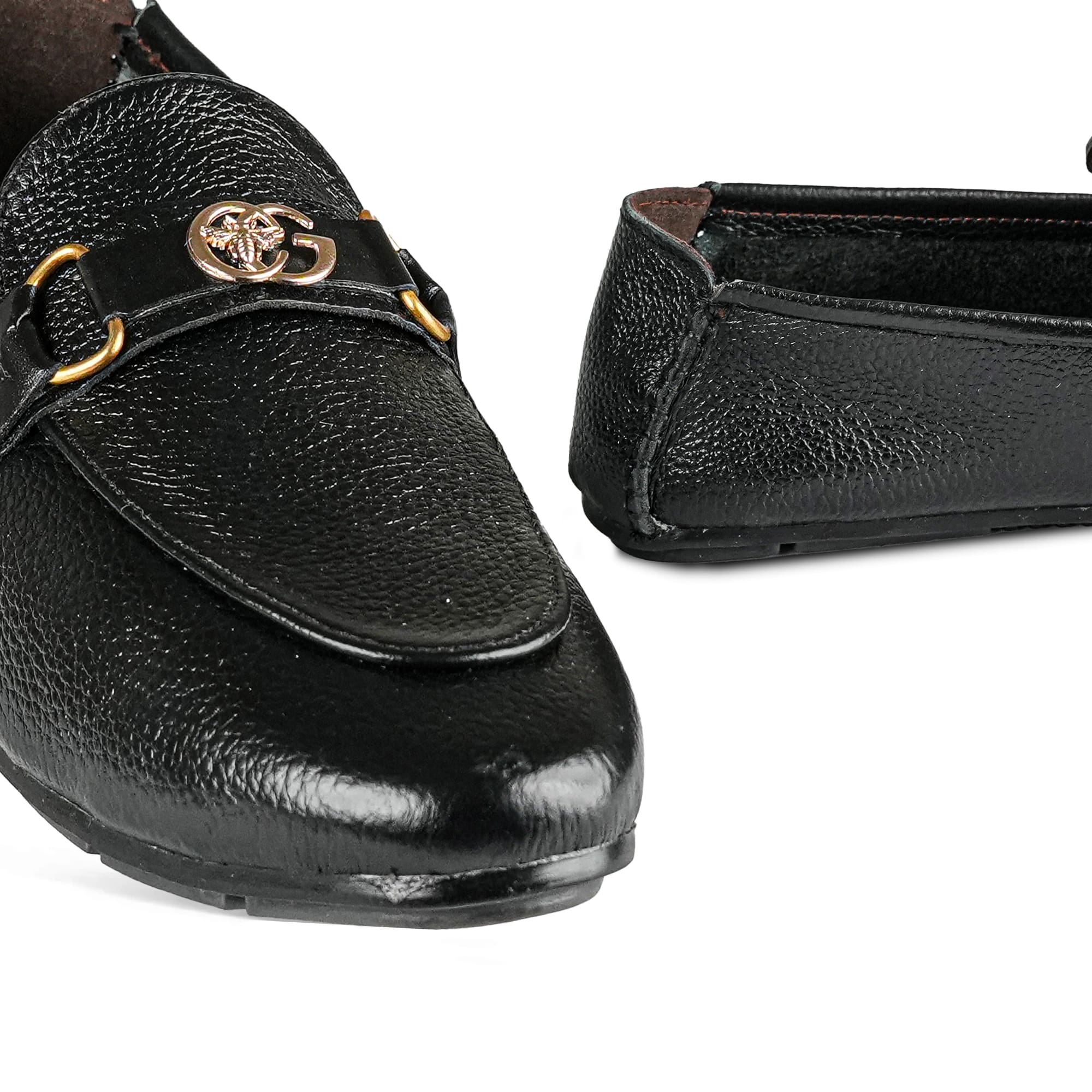 Black Leather Shoes with Gold Buckle PA22