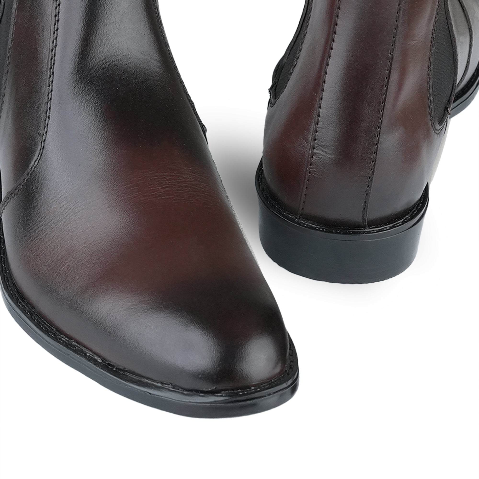 Sleek Chelsea Boots with Elastic Sides PJ28